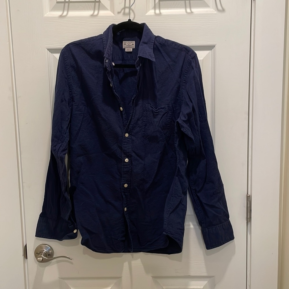 Men’s quality woven button down tailored by jcrew